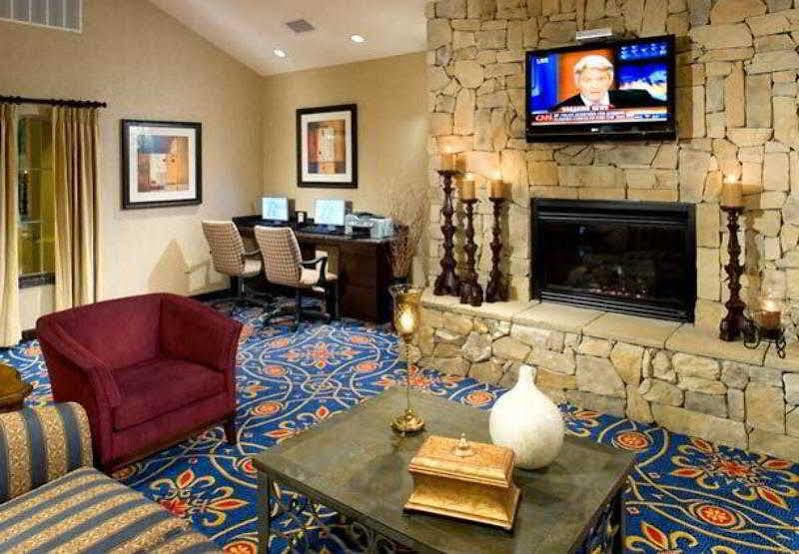 Towneplace Suites By Marriott San Antonio Airport Exterior photo